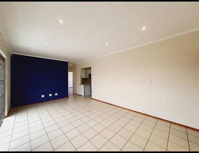 2 BEDROOM SECTIONAL TITLE FOR SALE IN HALFWAY GARDENS